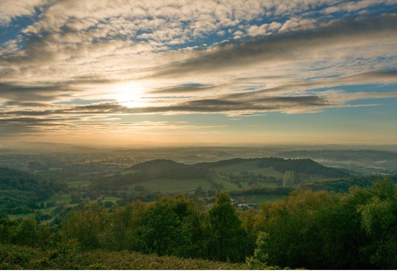 The Darwin Malvern Suite Great Malvern Bagian luar foto